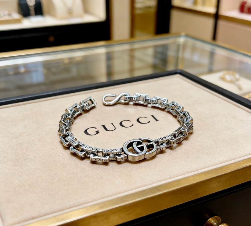 Gucci Bracelet 08yxs36